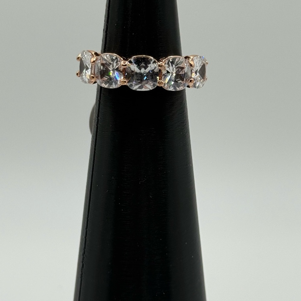 The Graceful Ring-Size 9